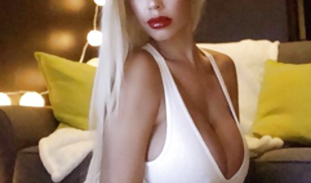 داغ فیلم سوپر سکسی سکسی BBWs آنجلینا کاسترو و مازراتی تکه های منحنی آنها را کرم می کنند!